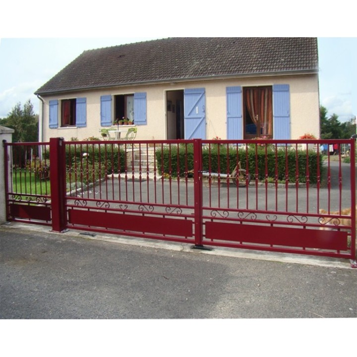 Balustre 12x12mm acier forgé lisse avec motifs à volutes en "C"