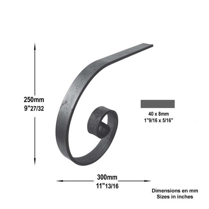 Crosse de départ d'escalier avec enroulement fer plat de 40x8mm