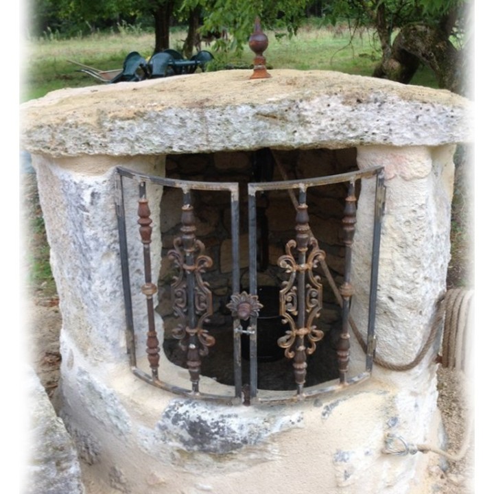 Habillage en fonte de balustre Ø16mm 380x120mm avec motifs