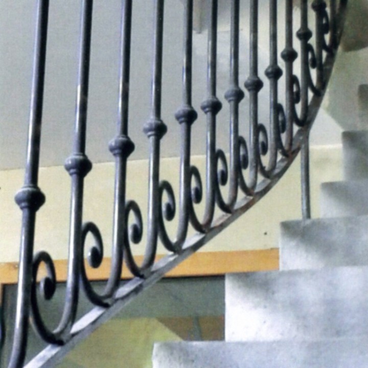 Garniture, olives basse en acier pour balustres diametre 12 escaliers
