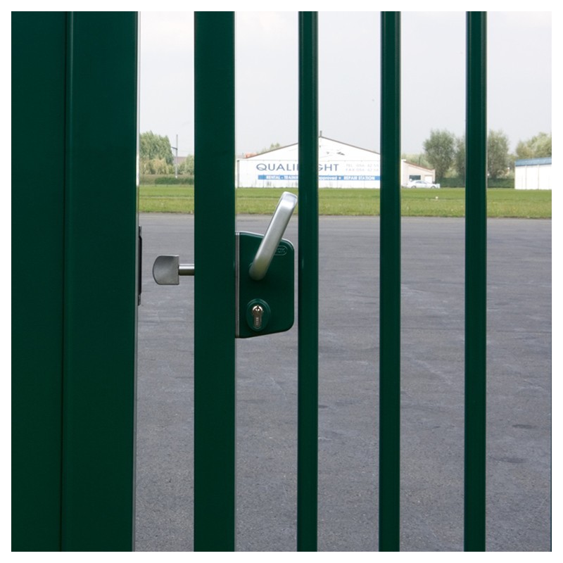 Gâches Locinox pour portails coulissants pour tubes carrés de 80x80