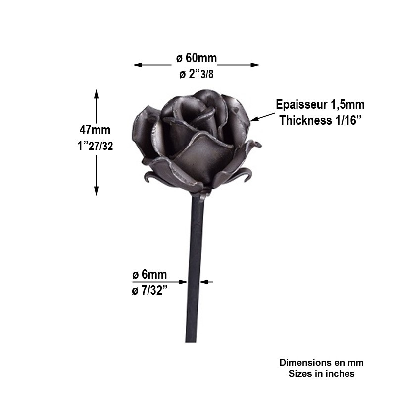 Rose décoratine en acier forgé en 3D avec pétales formées montées
