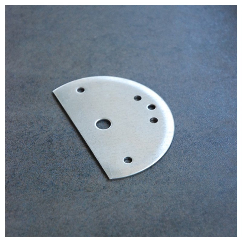 Platine semi circulaire Ø105mm pour fixation aux pieds des pergolas