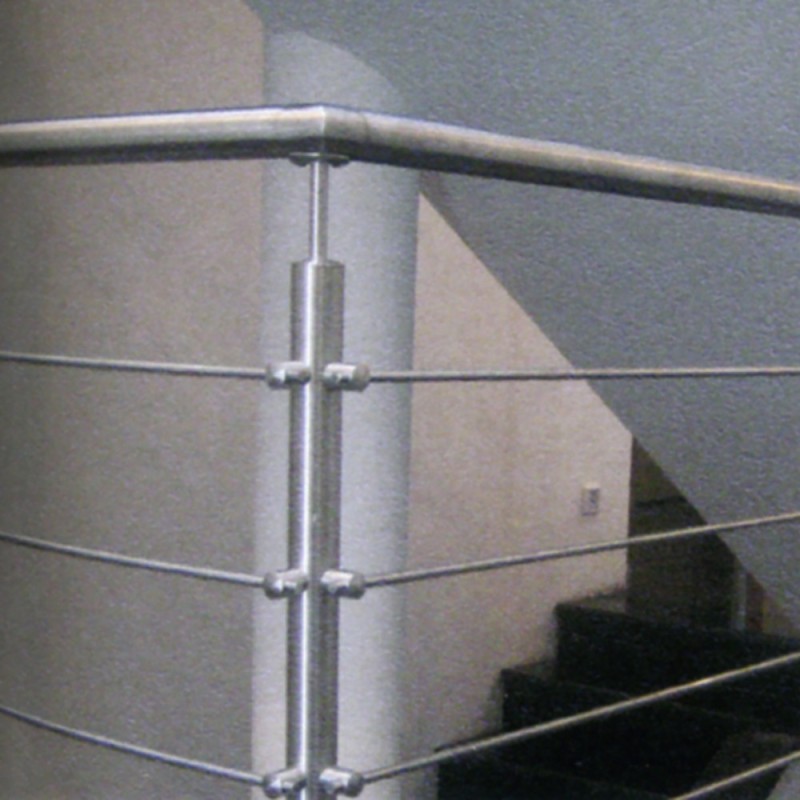 Supports d'angles 90° pour pôteaux inox et mains courantes rondes