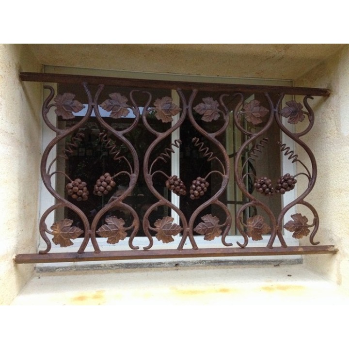 balustre double hélice de branches de vignes avec feuille et grappe