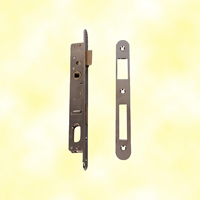 Serrure  pne rversible tube de 30x30mm ou 25x25mm minimum pour cylindre ovale