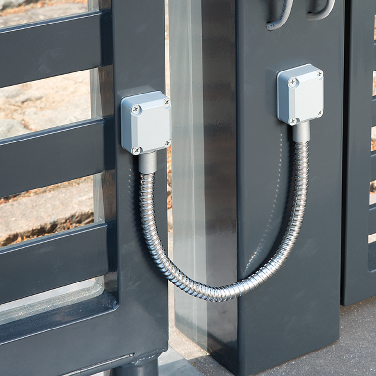 Gaine de passage renforce anti-cisaillement Locinox FN37384 Accessoires Locinox Gaine de passage tresse FN37384