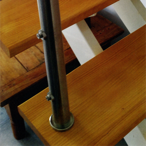 Poteau pr-assembl INOX304 pour marches IN2150 Poteaux garde-corps ou escaliers Poteaux acier inox 304 IN2150